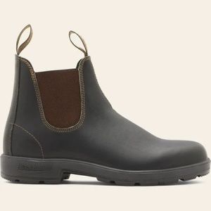 Blundstone 500s!